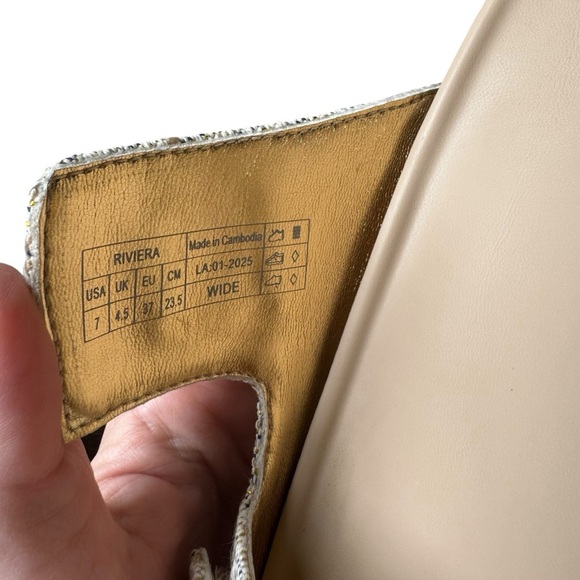 Vionic - Riviera Slide Double Strap Textured Tan Sandals Sz 7 Wide - Picture 10 of 11